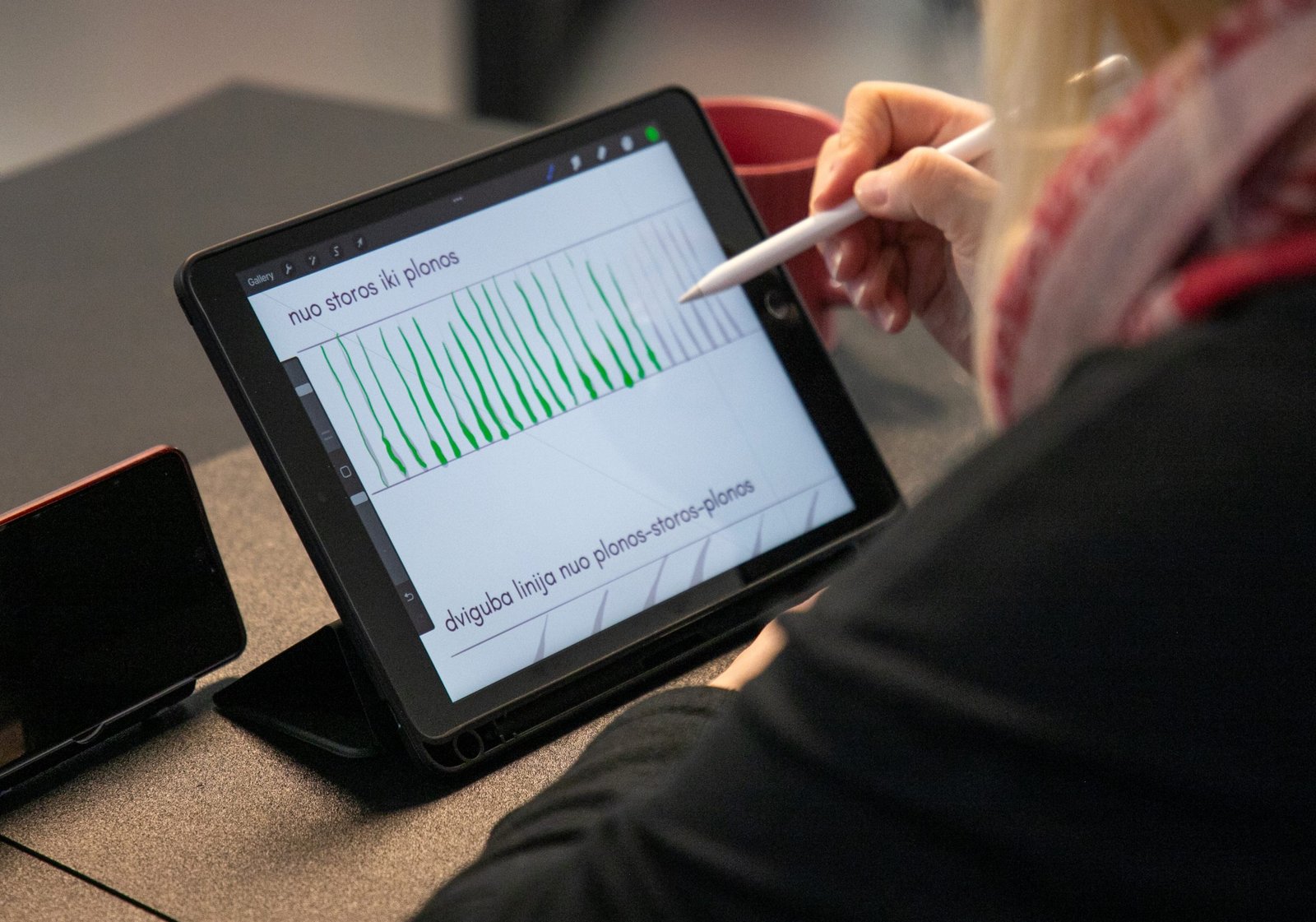 el. failai su procreate sablonai ir irankiai piesimo igudziams lavinti